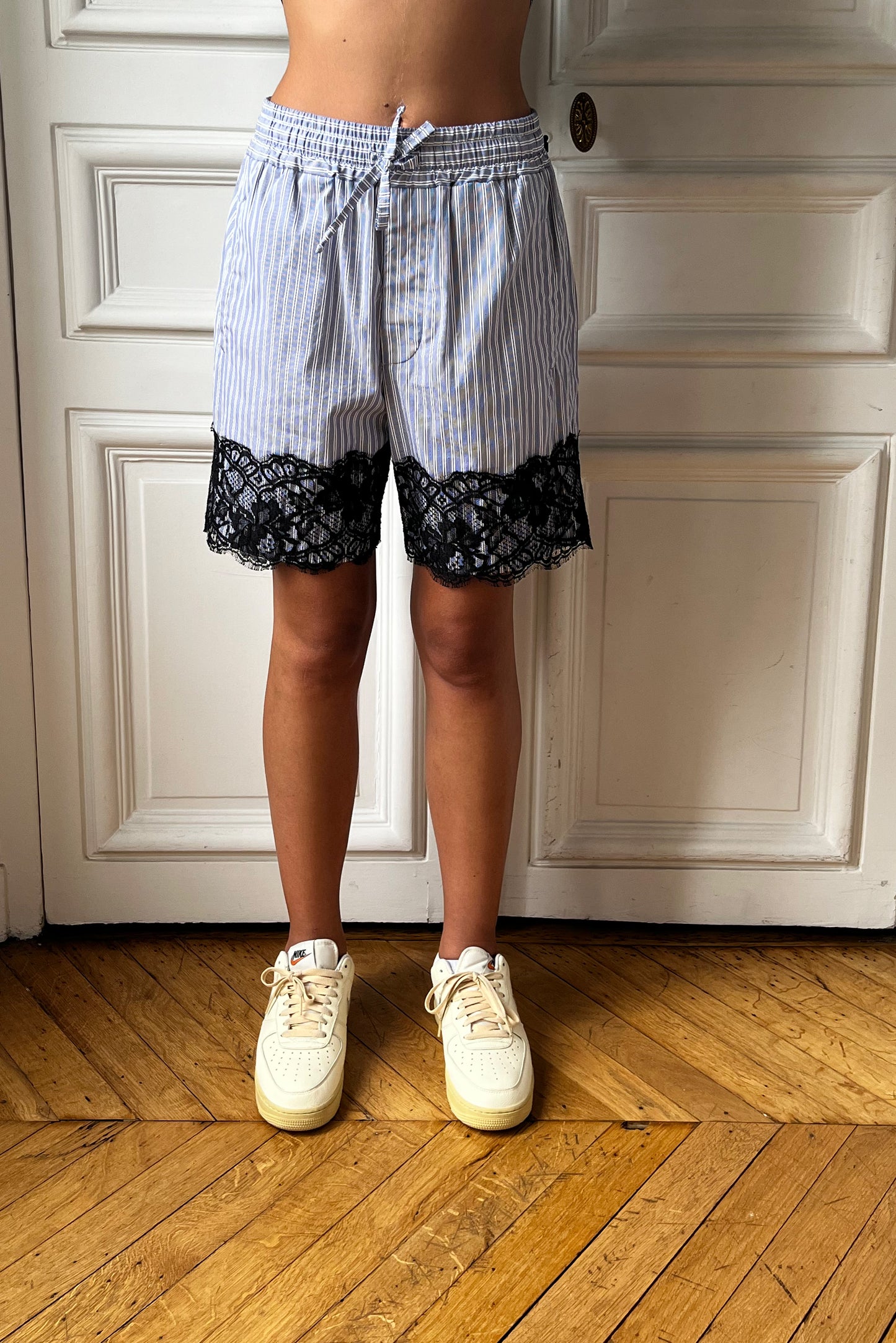 STRIPED PYJAMA SHORTS WITH LACED DETAILS BLUE - Faith Connexion